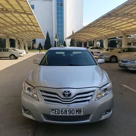 Toyota Camry 2010