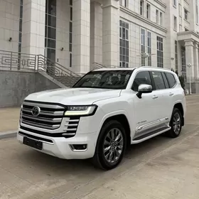 Toyota Land Cruiser 2023