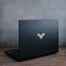 RTX4050/16GB/HP VICTUS 15