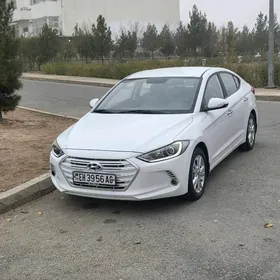 Hyundai Elantra 2018