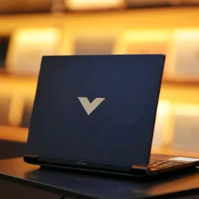 RTX4050/I7-13/HP VICTUS 15