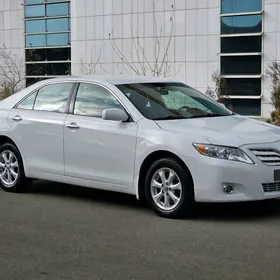 Toyota Camry 2011