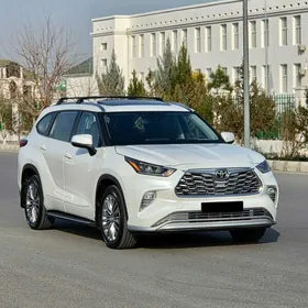Toyota Highlander 2020