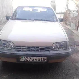 Opel Omega 1986
