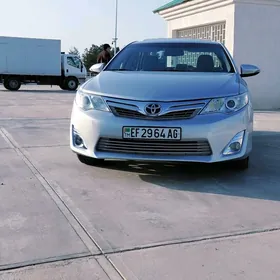Toyota Camry 2013