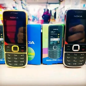 Nokia2700 prostoy telefon