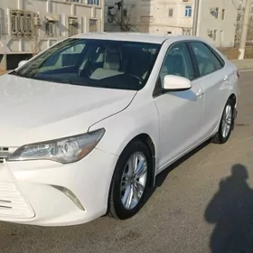 Toyota Camry 2015