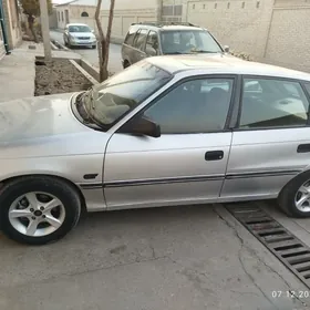 Opel Astra 1992
