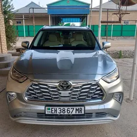 Toyota Highlander 2020