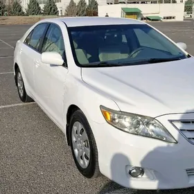 Toyota Camry 2011