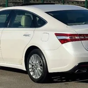 Toyota Avalon 2013