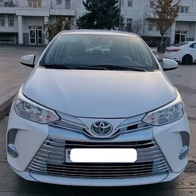 Toyota Yaris 2021