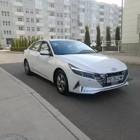 Hyundai Elantra 2021