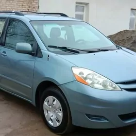Toyota Sienna 2008