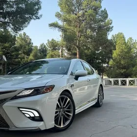 Toyota Camry 2020