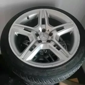 mersedes Amg disga 18