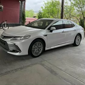 Toyota Camry 2022