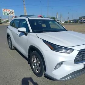 Toyota Highlander 2020