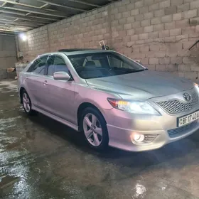 Toyota Camry 2010