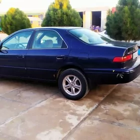 Toyota Camry 1999