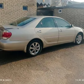 Toyota Camry 2005
