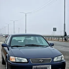 Toyota Camry 1998