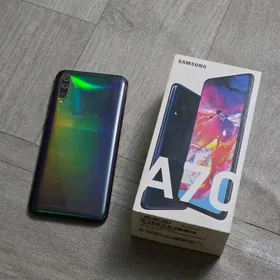 Samsung A70. 6/128.wetnam