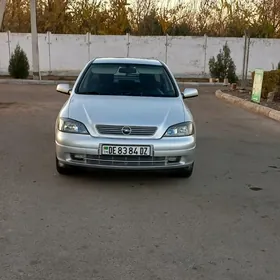 Opel Astra 2003
