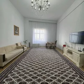  Podwoyskiy Elitka 3komnat