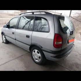 Opel Zafira 1999
