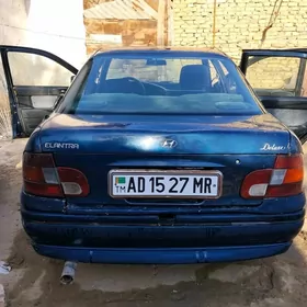 Hyundai Elantra 1995
