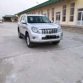 Toyota Land Cruiser Prado 2010