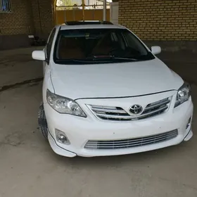 Toyota Corolla 2013