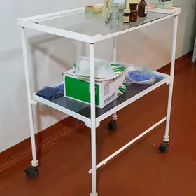 Mediklañ stoly tigirli