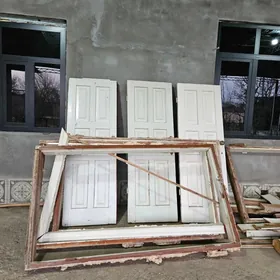 Tagta gapylar we aynalar