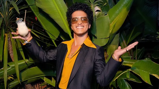 Бруно Марс анонсировал первый за 10 лет сольный альбом и мировой тур в его поддержку