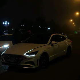 Hyundai Sonata 2021