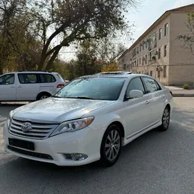 Toyota Avalon 2011