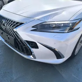 Lexus ES 350 2025