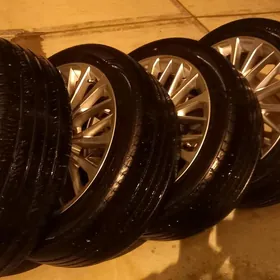 диска покрышка 235/45/18