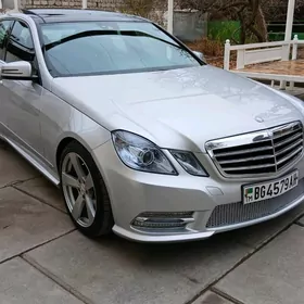 Mercedes-Benz E350 2010