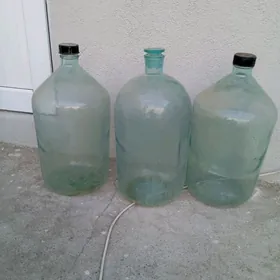 стекляные бултылка