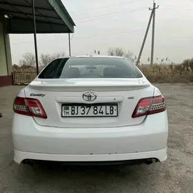 Toyota Camry 2010
