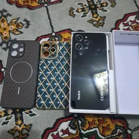 2 telfon Redmi,infinix