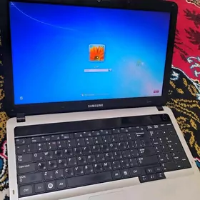 Samsung RV508