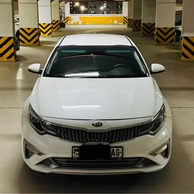 Kia Optima 2019