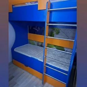 двухярустная кровать