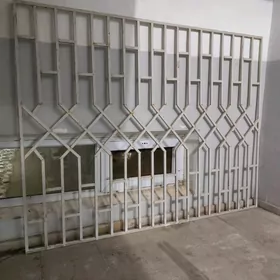 Reşotka balkon üçin