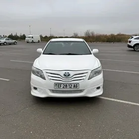 Toyota Camry 2010