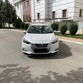 Nissan Versa 2021